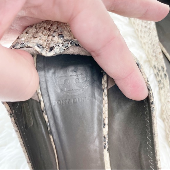 TORY BURCH Reva Ballet Flat Snakeskin Print Size 8.5 - Picture 4 of 6